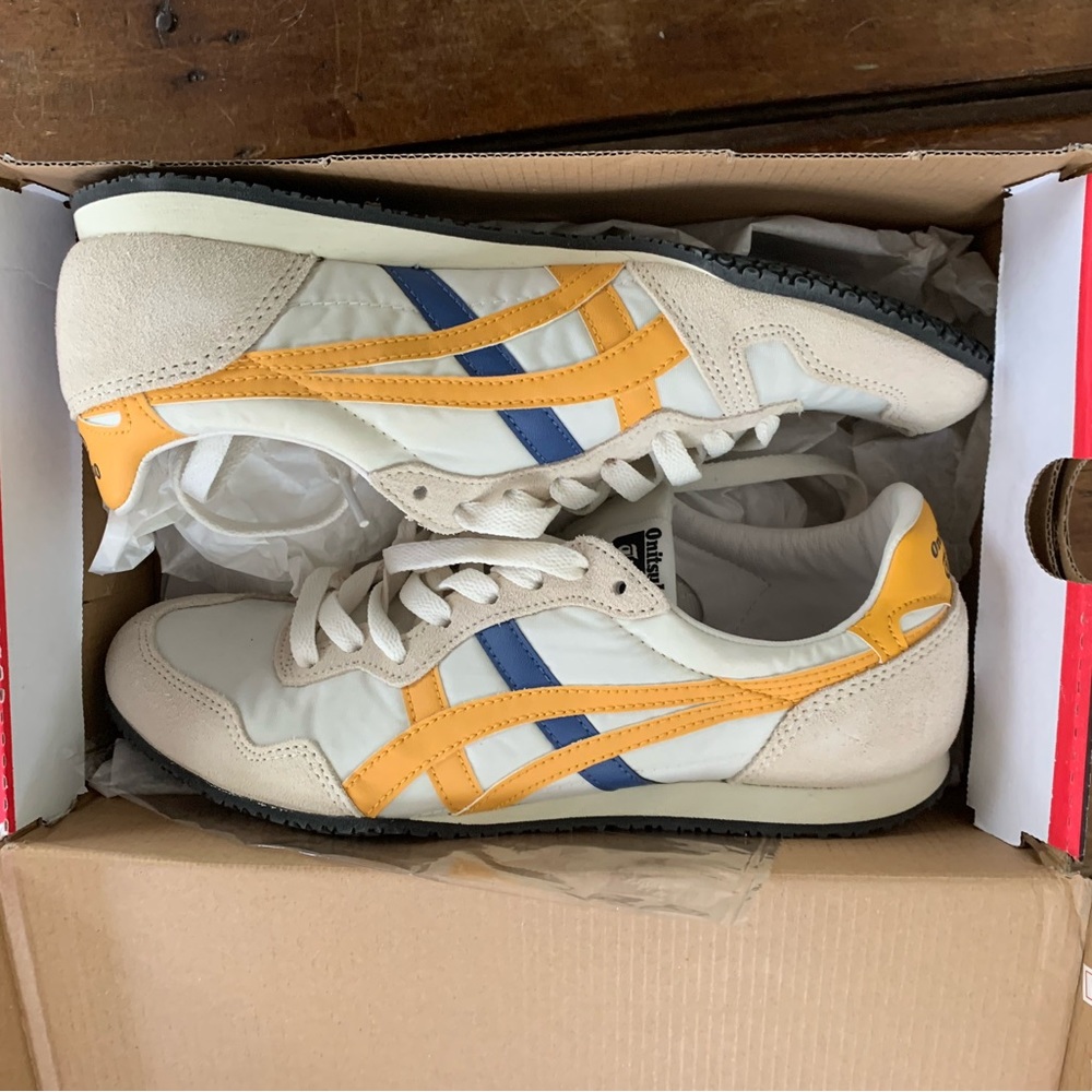 Never worn Onisuka Serrano cream/tiger yellow sneakers